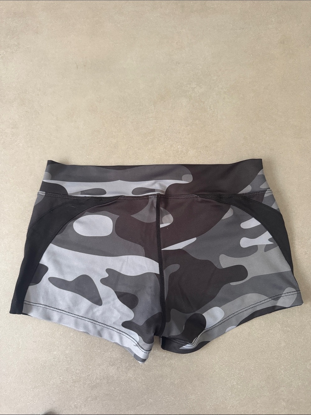 3 pairs women’s spandex shorts Athletic Camo - Black/White- mesh sides Small - Picture 9 of 9